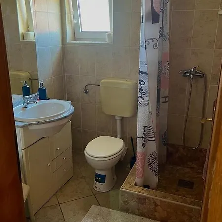 Apartamento By The Sea Rab - 25079