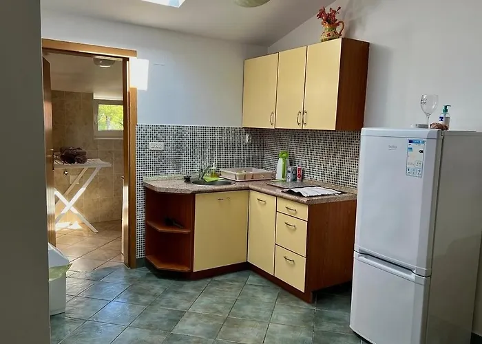 アパート By The Sea Rab - 25079